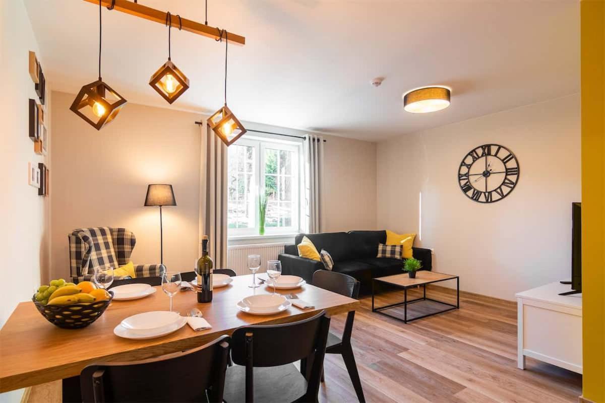 Roza Sudetow Apartamenty ดุสนิกิ สดรอย ภายนอก รูปภาพ